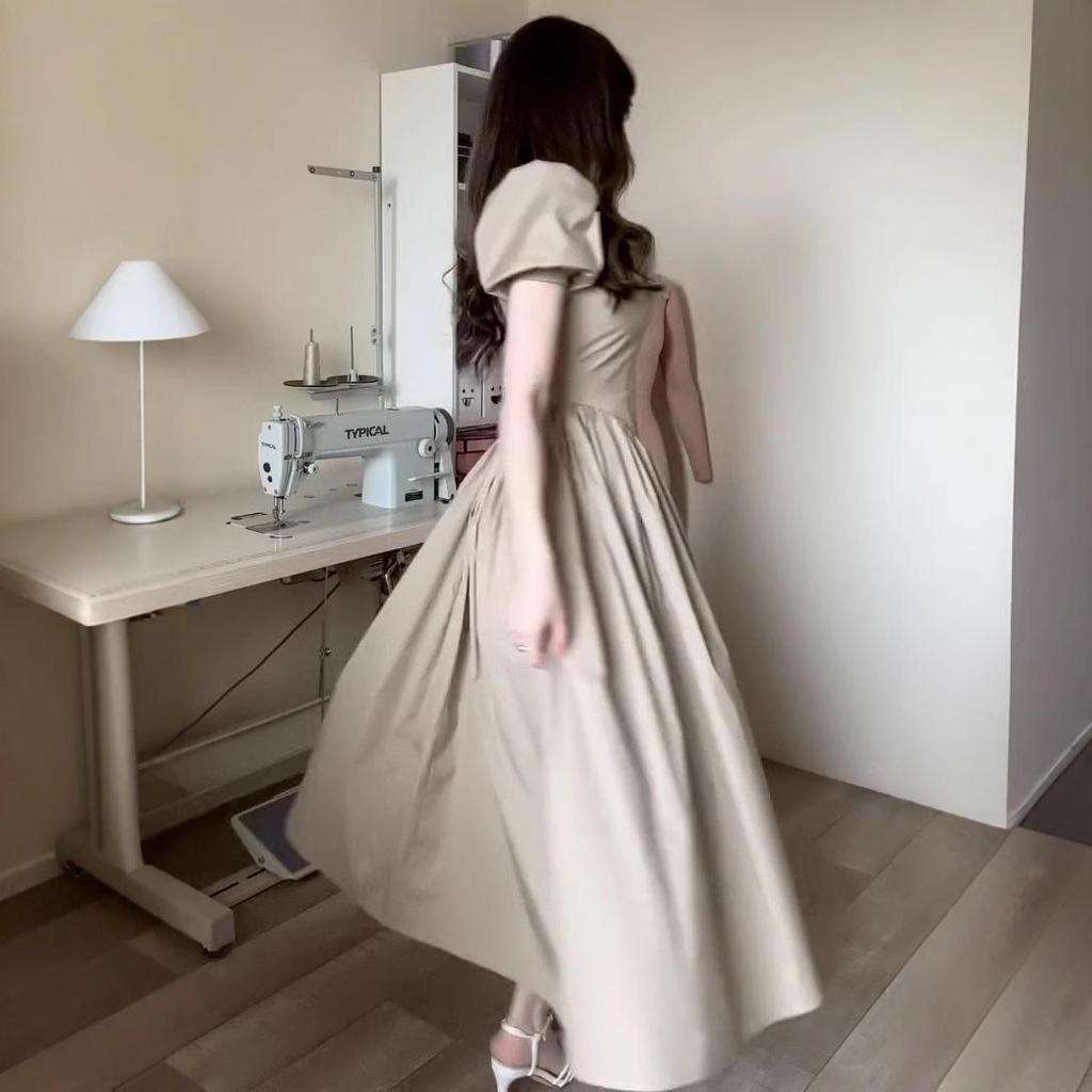 2025 Summer Women's Hepburn Style Waist-Hugging Short-Sleeve Dress