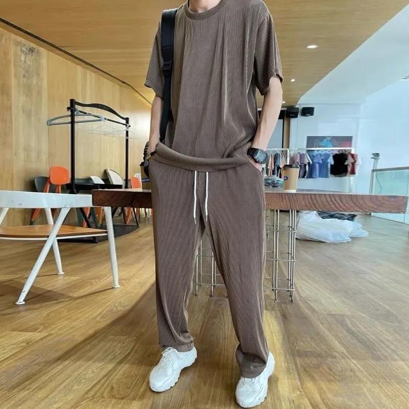 Men's Spring and Summer Models Plus Size Solid Colour Thin Short Sleeved T Shirt + Quick Dry Trousers Sports Two Piece Set
