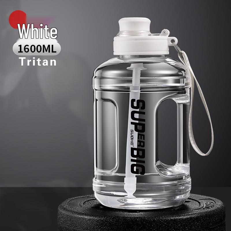 Large Capacity Portable Plastic Water Cup with Straw for Summer Sports