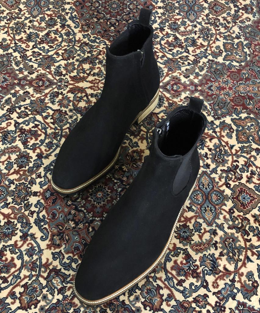 Joenshoe Lil Suede Side Zipper Chelsea Boots Black