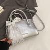 High sense women's bag 2025 new trendy fashion spring and summer niche design messenger bag popular portable pillow bag