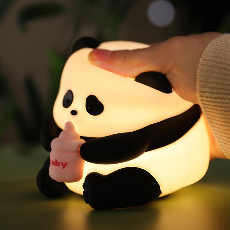 LED noční světlo Roztomilá panda kreslená zvířátka silikonová lampa USB dobíjecí časování lampička na spaní dekorace do ložnice pro děti