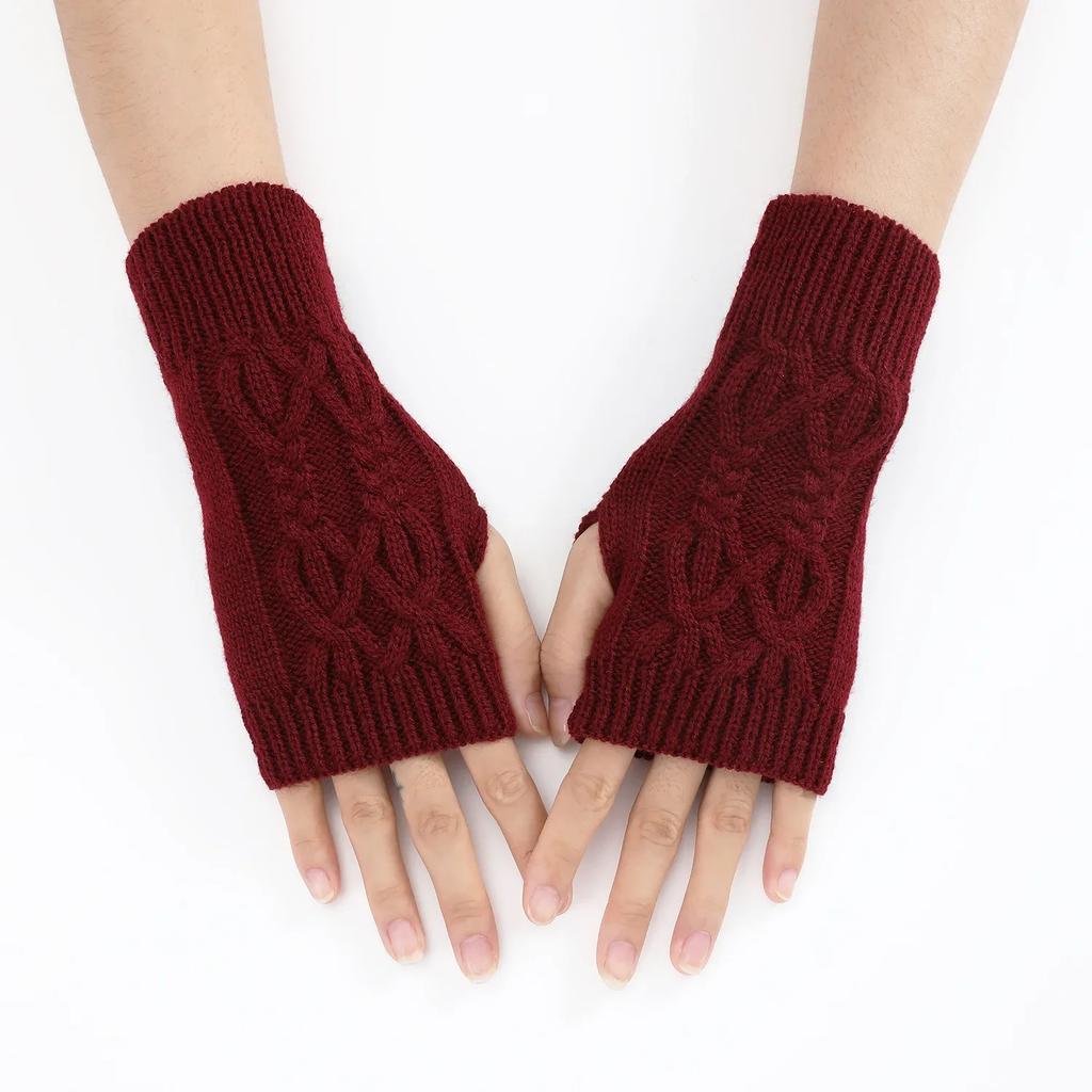 Women's Half Finger Gloves Are Soft and Warm In Winter Wool Like Knitted Arm Gloves and Neutral Black and White Gloves