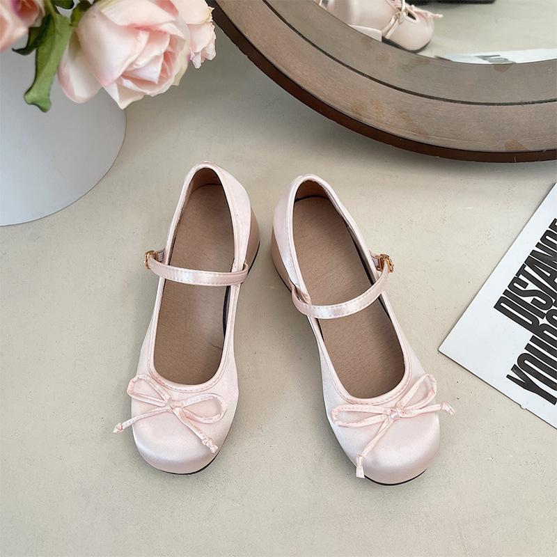 Korean Version of Sweet and Cute Fairy Style Mary Jane Single Shoes, Spring Light Mouth Thick Heel Lolita with Skirt Shoes
