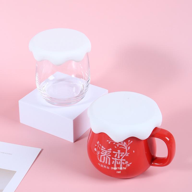 Silicone Mug Lid: Universal Dustproof, Leakproof, Anti-Scald, Heat Insulation Coaster.