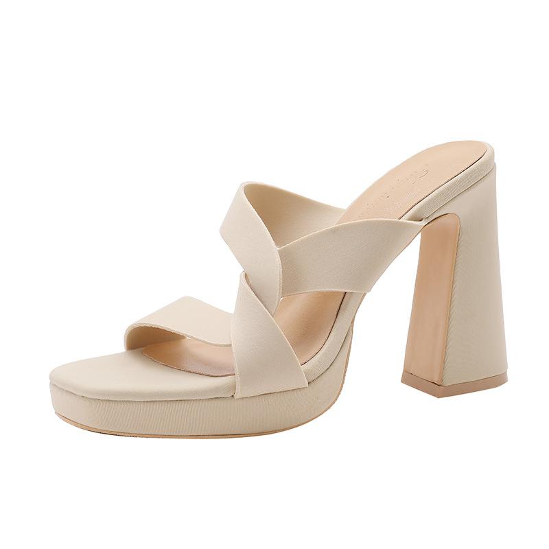 

Водонепроницаемый стол толстый каблук толстая подошва туфли на высоком каблуке женские летние новые универсальные юбки темперамент красивая одежда прохладные шлепанцы 40