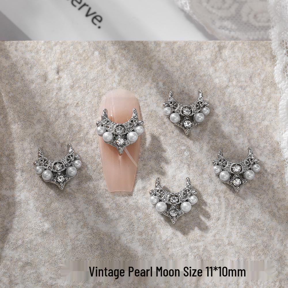 Retro Pearl Butterfly Nail Art: Baroque Rhinestone Jewelry