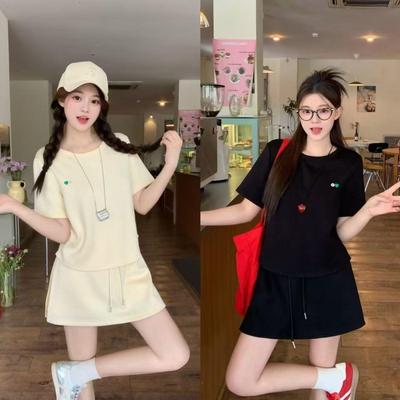Stylish Plus Size Loose Fit Summer Two-Piece Set: Short Sleeve T-shirt & Casual Shorts
