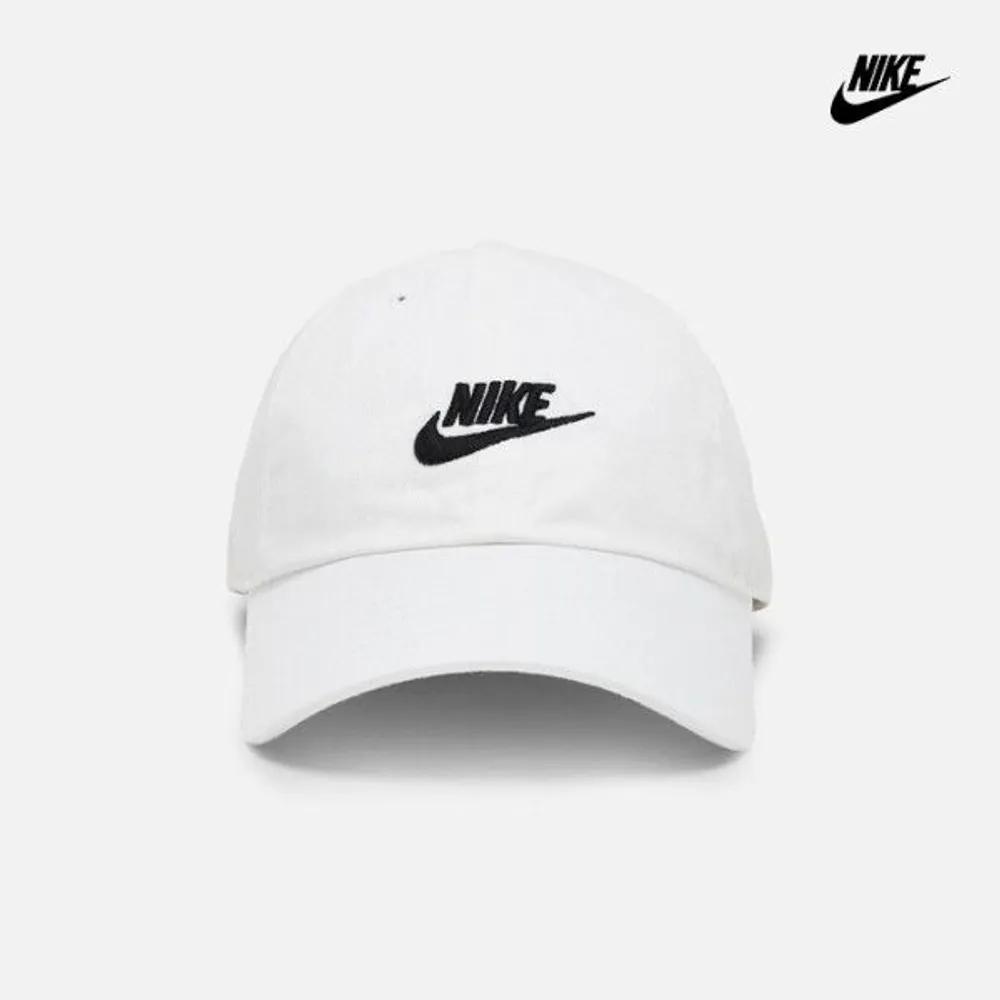 Hat Heritage 86 Futura Washed Cap_913011-100 white
