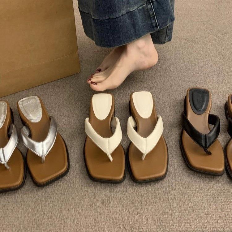 Soft-soled cool slippers women's summer wear French evening breeze silver flip-flops thick-soled sandals beach shoes women