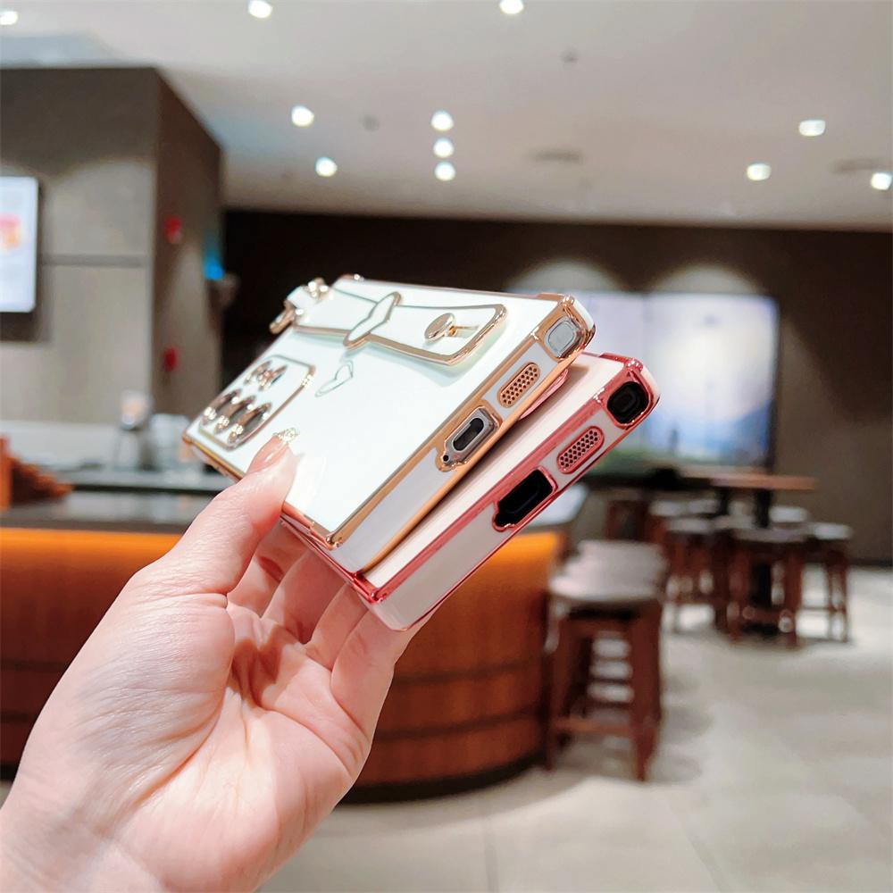 For Samsung Galaxy S25 Ultra Case Electroplated Heart Pattern TPU Phone Back Cover with Wristband Kickstand