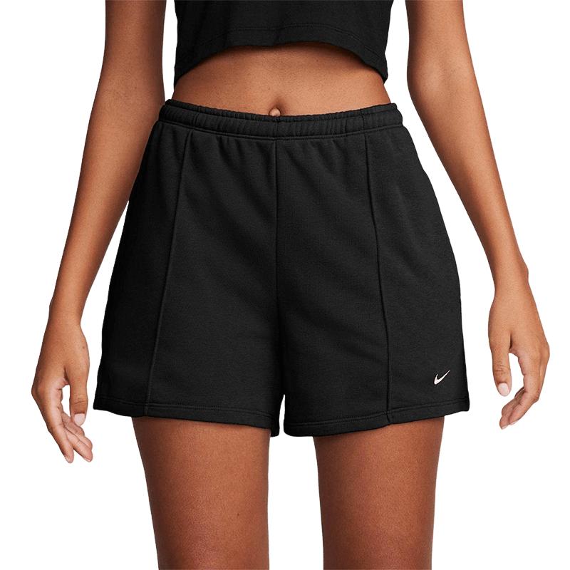 Nike Women s Chill Fit Mid-Rise 4-Inch Shorts S