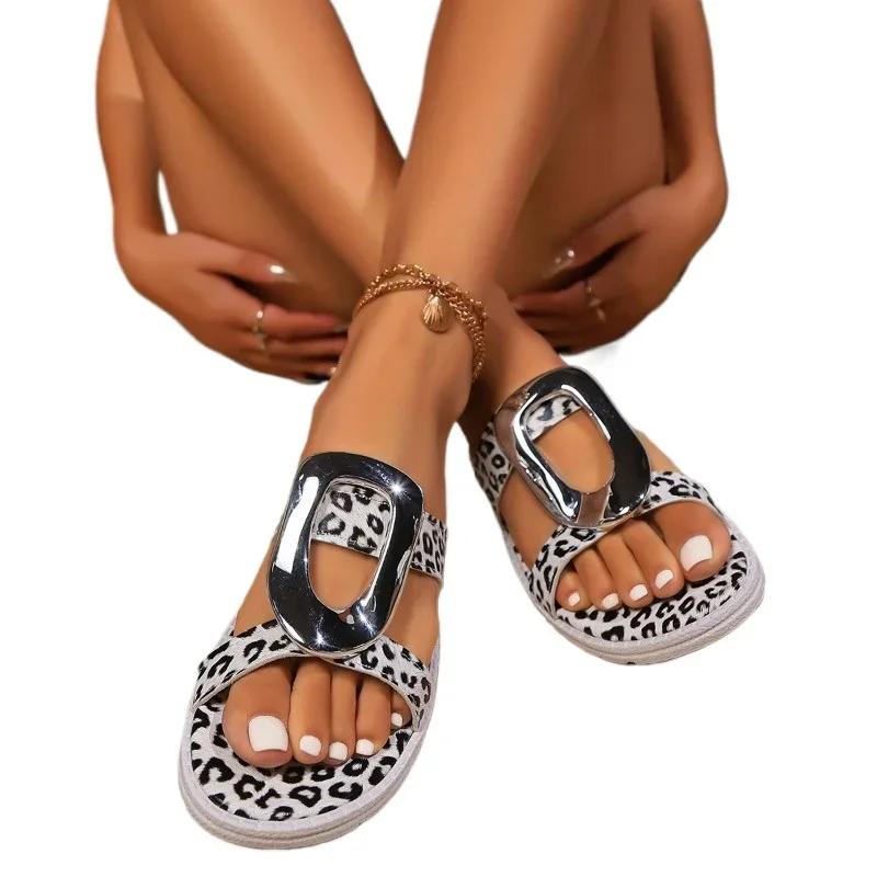Women's Shoes 2024 Summer High Quality Open Toe Ladies Slippers Fashionable Leopard Color Metal Decoration Flat Beach Shoes