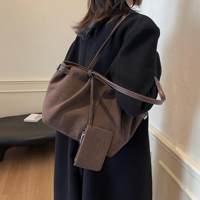 Suede Shoulder Bags for Women Large Capacity Totes Lightweight Underarm Bag Casual Shopper Handbag Solid Color Travel Bucket Bag