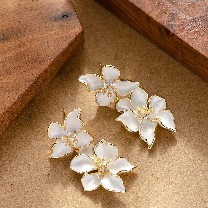French Drip Glaze Floral Rhinestone Dangle Earrings: Elegant, Face-Slimming Luxury Earrings for Women