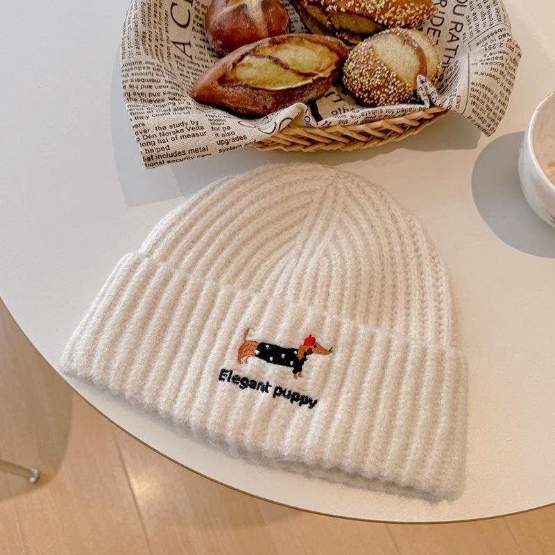Autumn and Winter Korean Ins Embroidery Warm Waxy Puppy Woolen Hat Versatile Dachshund Knitted Hat Warm and Cold-proof Ear Protection Hat