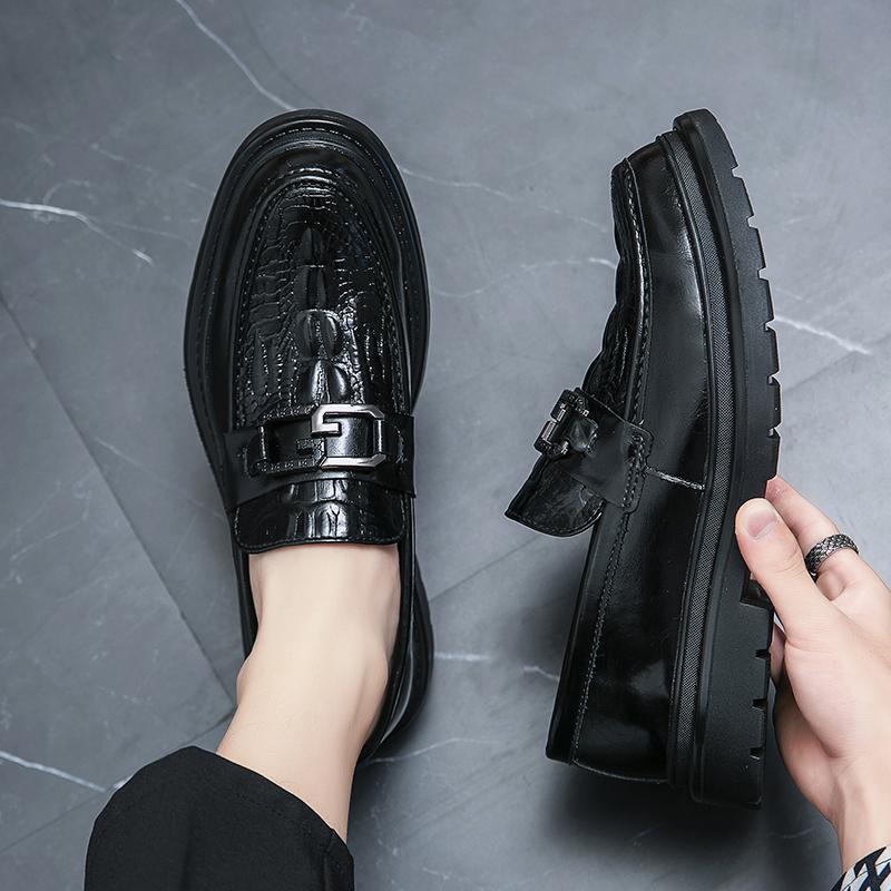 Men's Small Leather Shoes Autumn New Leather Shoes Men's Alligator Pattern Business Dress Casual Shoes Foot Loafers Men's