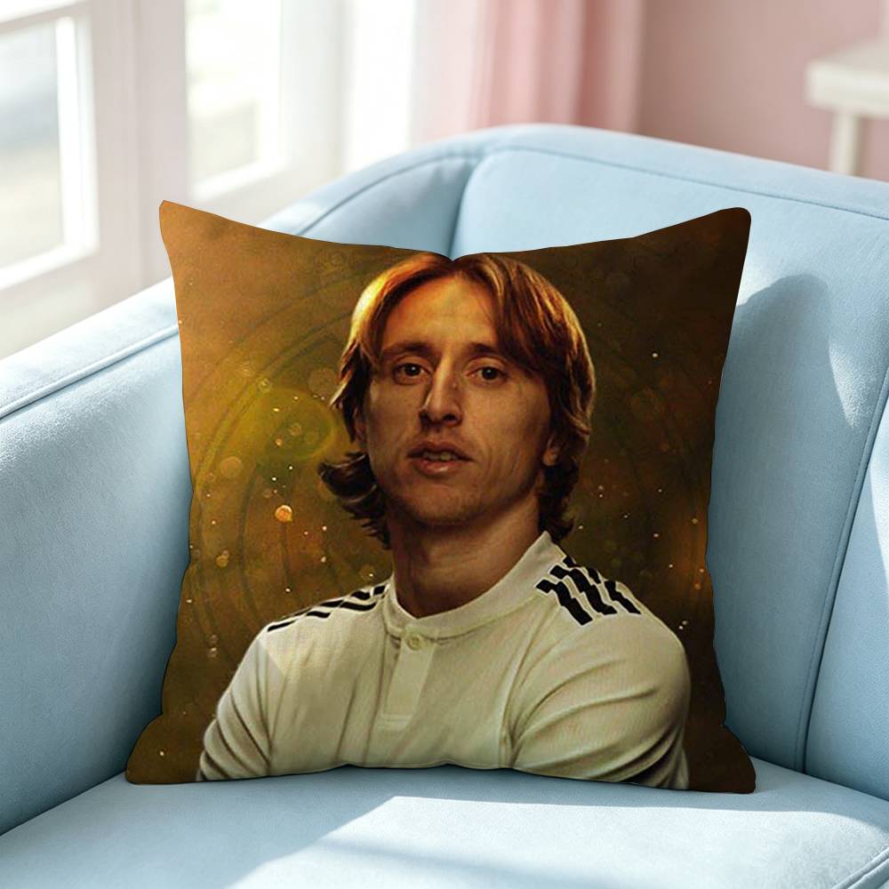 Heißer Fußballstar Magie Modric Quadratisch Beidseitig bedruckt Kissenbezug Schlafzimmer Nachttischkissen Sofakissenbezug