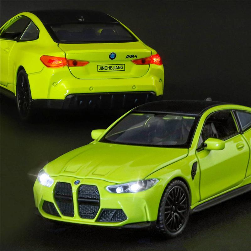 1/32 BMW M4 G82 Coupe Model Mașină Sport din Aliaj Vehicul Metalic Turnat sub Presiune Model Mașină Simulare Sunet și Lumină Colecție Jucărie pentru Copii Cadou