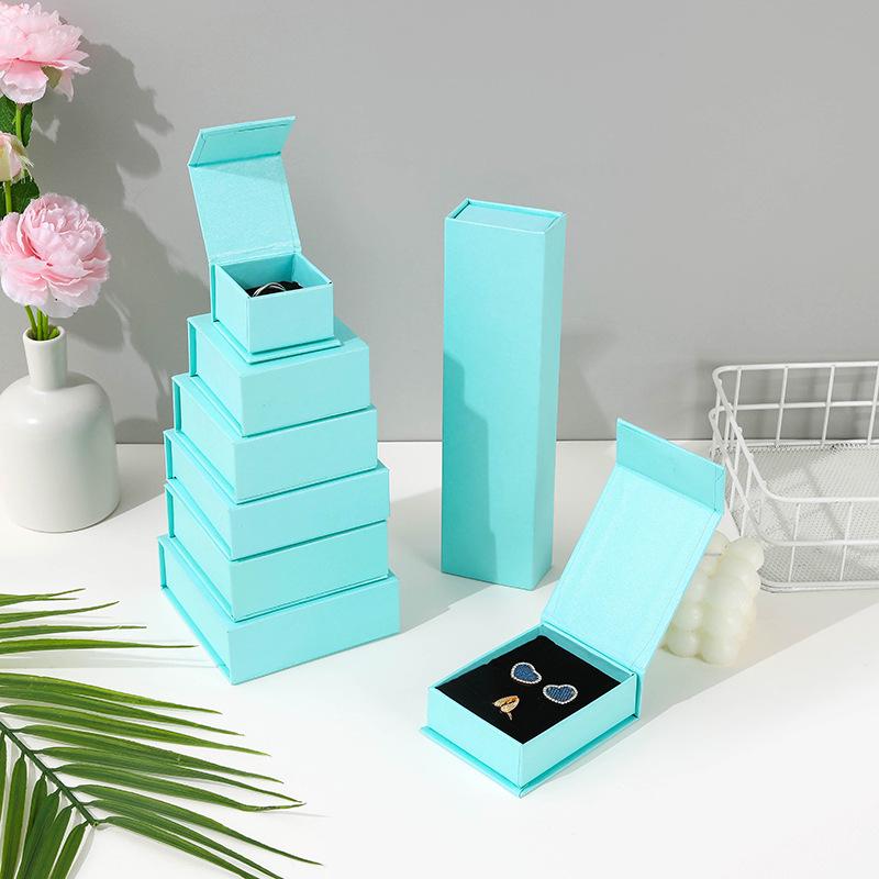 

Magnetic Flip Cover Jewelry Box for Earrings, Rings, and Necklaces