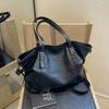 Bag Large Capacity Shoulder Retro Bag Premium Sense Rivet Oblique Span Bag Women's Versatile Shoulder Bag Women's