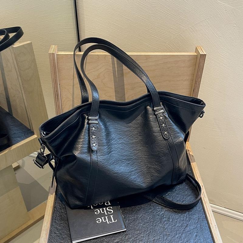 Bag Large Capacity Shoulder Retro Bag Premium Sense Rivet Oblique Span Bag Women's Versatile Shoulder Bag Women's