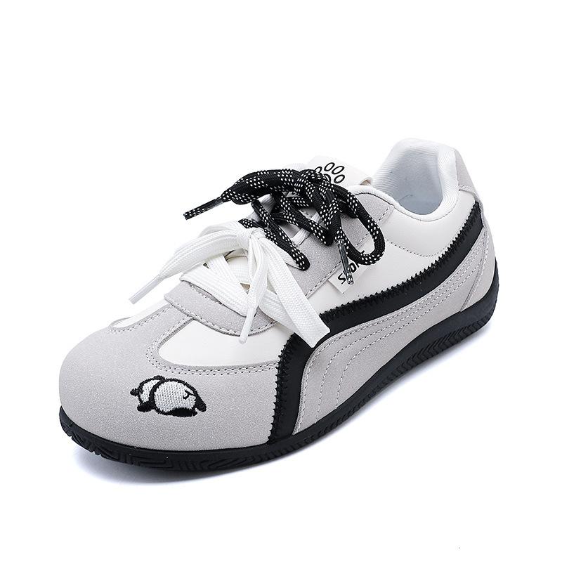 Red German training shoes women's spring new student versatile lightweight board shoes soft-soled casual sports shoes