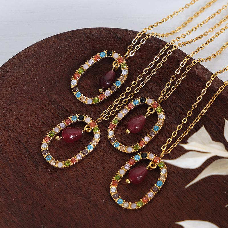Natural Agate & Czech Diamond Pendant Necklace, 18K Gold Titanium Steel Versatile Collarbone Chain Jewelry