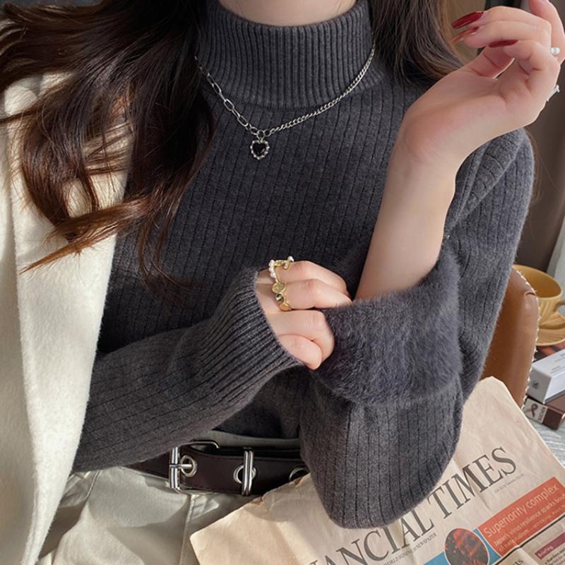 Women's Turtleneck Sweater Winter 2024 Retro Red with Velvet Lining Thickened Inner Wear Thermal Knitting Bottoming Shirt