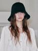 Olinkeompeulliteu Blossom Hole Bonnet Hat (Black)