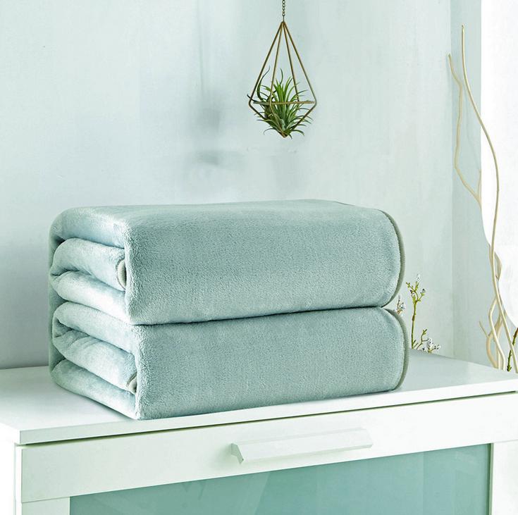 Custom Microfiber Flannel Fleece Blanket Throw Fleece Bed Blanket Knit Solid Color Cashmere Travel Blanket
