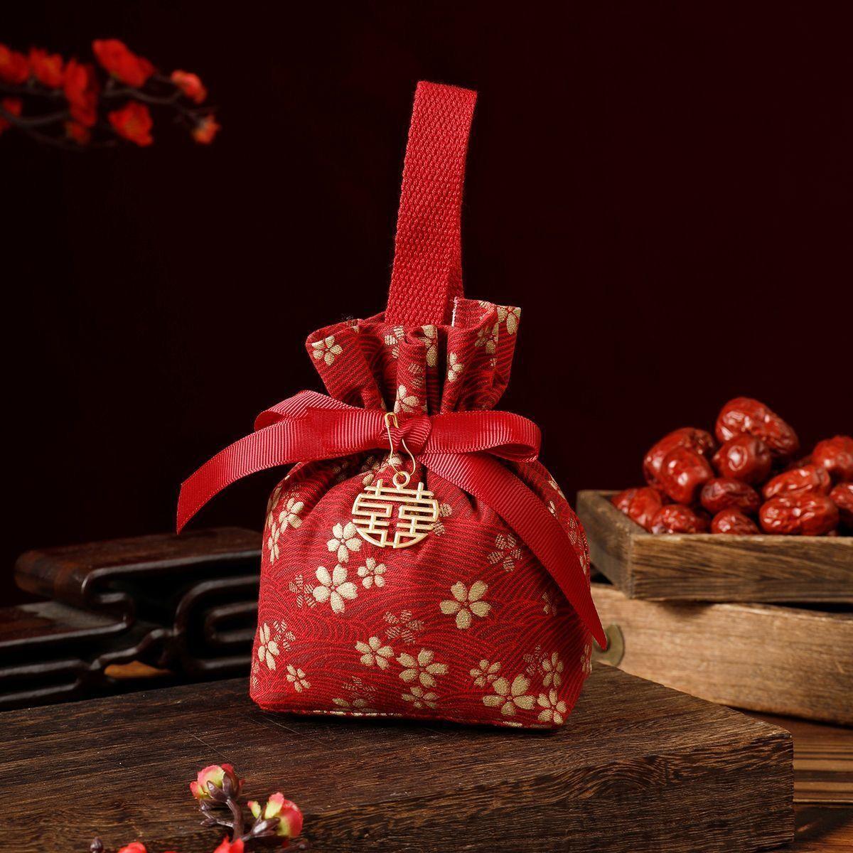 

5/10/20pcs Red Printed Wedding Candy Bag Wedding Party Cookies Gift Bags with Pearl String Candy Drawstring Pouches Storage Bag 14x9cm&5pcs