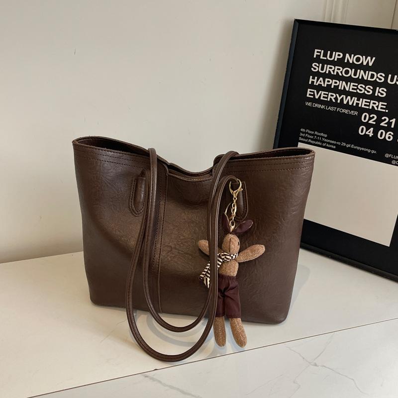 Premium Retro Large-Capacity Bag Women'S New Fashion Commuter Bag Shoulder Bag Popular Tote Bag