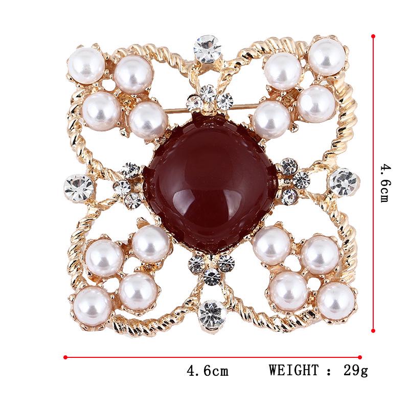 Fashion Atmospheric Literary Pearl with Diamonds Brooch Pin Buckle Large Clothes Accessories Accessories Shawl Long-Lasting Color Exquisite Brooch
