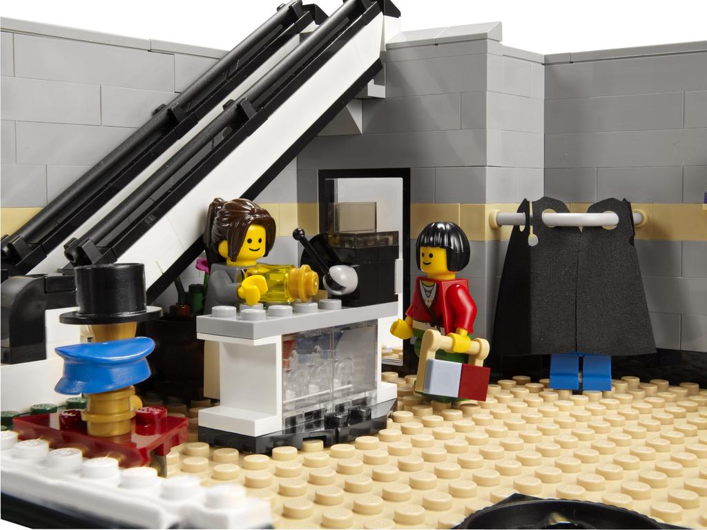 LEGO Creator Grand Department 10211