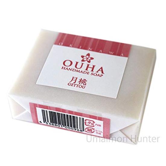 OUHA soap size moon x 6 pieces Uses moon peach oil and deep sea water No synthetic coloring or preservatives Additive face wash (Japanese peach)