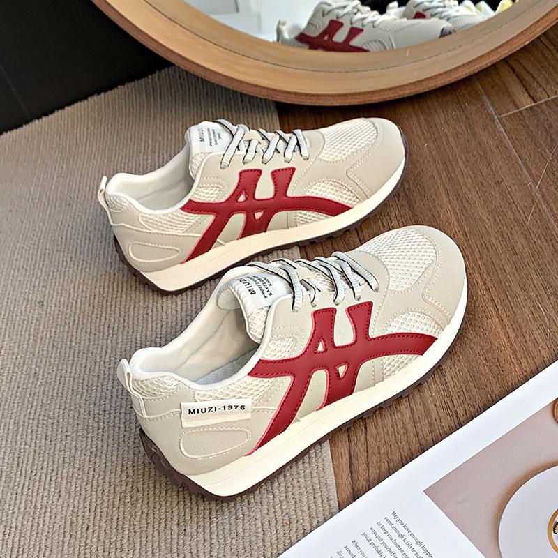 

Women s shoes 2025 spring new spring round head lace-up mesh breathable flat bottom college student mesh sports and leisure shoes 40 красный