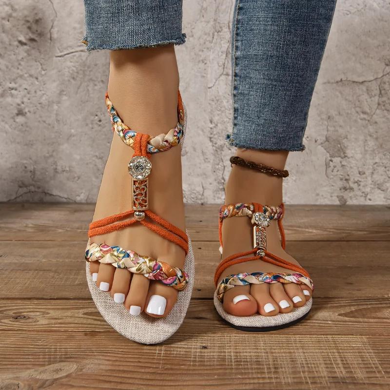 Fashion 2025 New Summer Women's Flat Sandals Fashion Set Wear Women's Sandals Trend Comfortable Non-slip Beach Shoes Sandalias Mujer