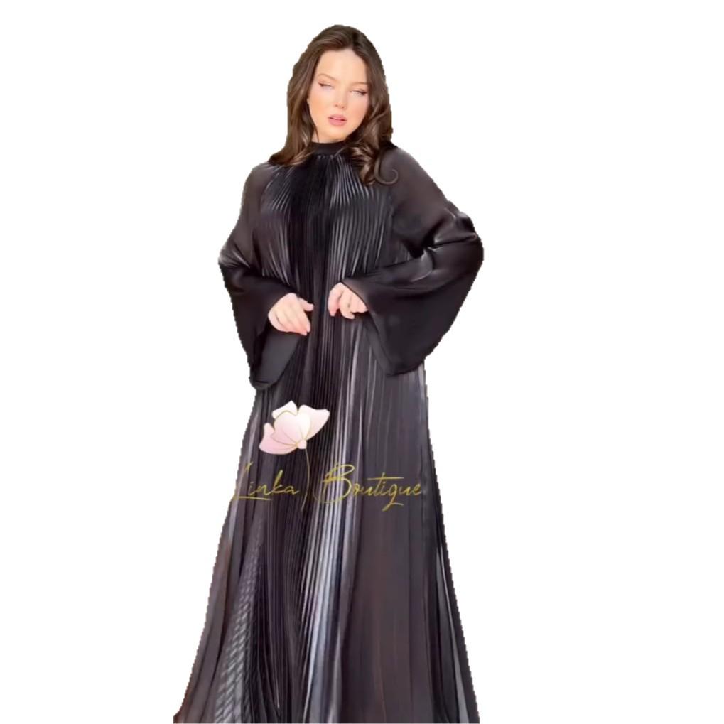 2025 Autumn Women's Long-Sleeve Pleated Batwing Round Neck Robe Dress