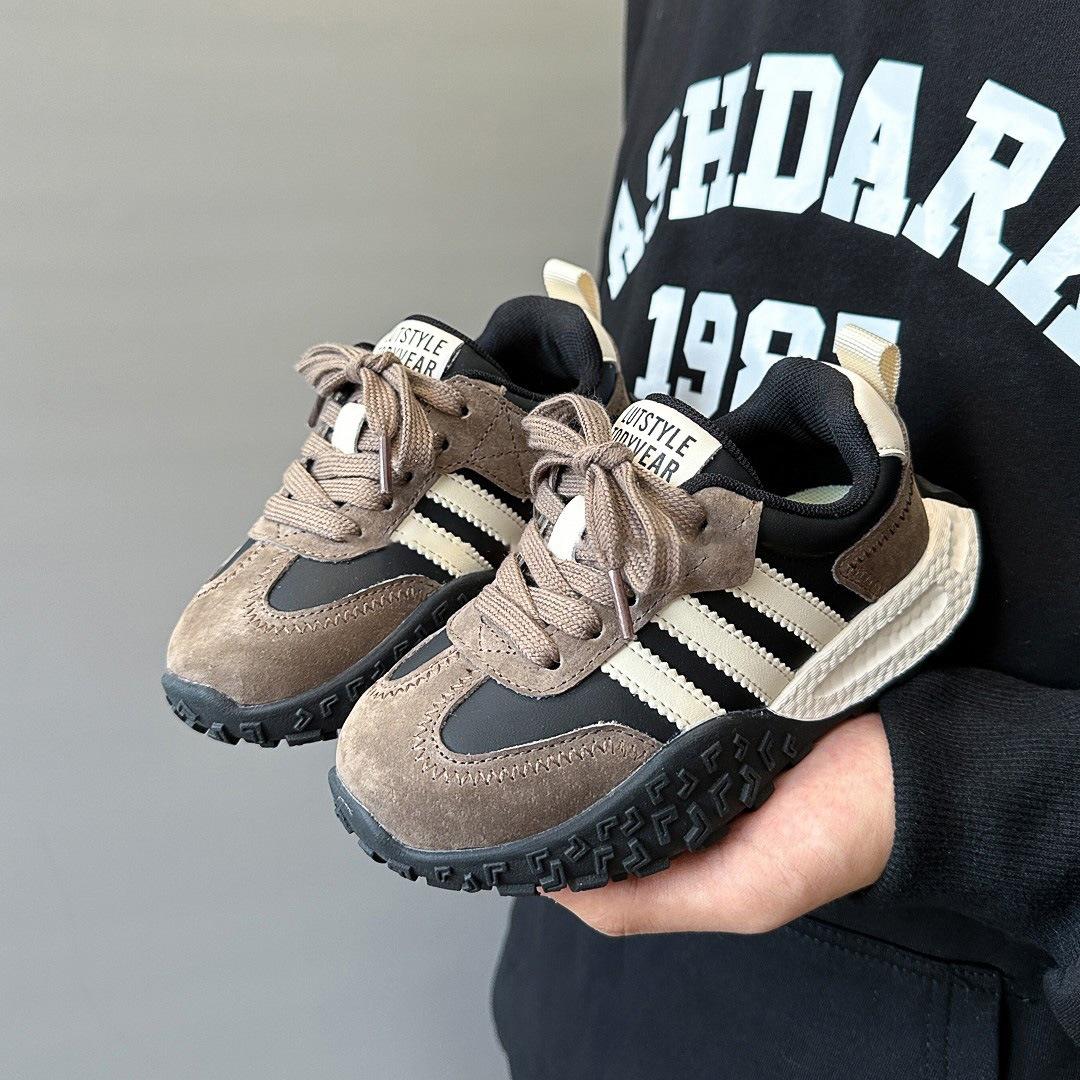 

Детская спортивная обувь Осень и Зима Кроссовки для мальчиков Модная повседневная обувь для девочек среднего и старшего возраста Плюс бархатные хлопковые туфли 31