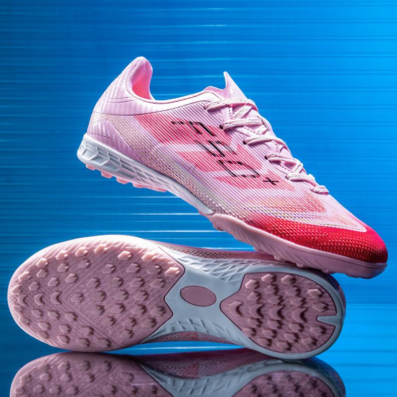 New Men Football Boots Grass Outdoor Sport Training Shoes Match Sneakers Non-Slip Soccer Shoes Professional Ultralight Unisex