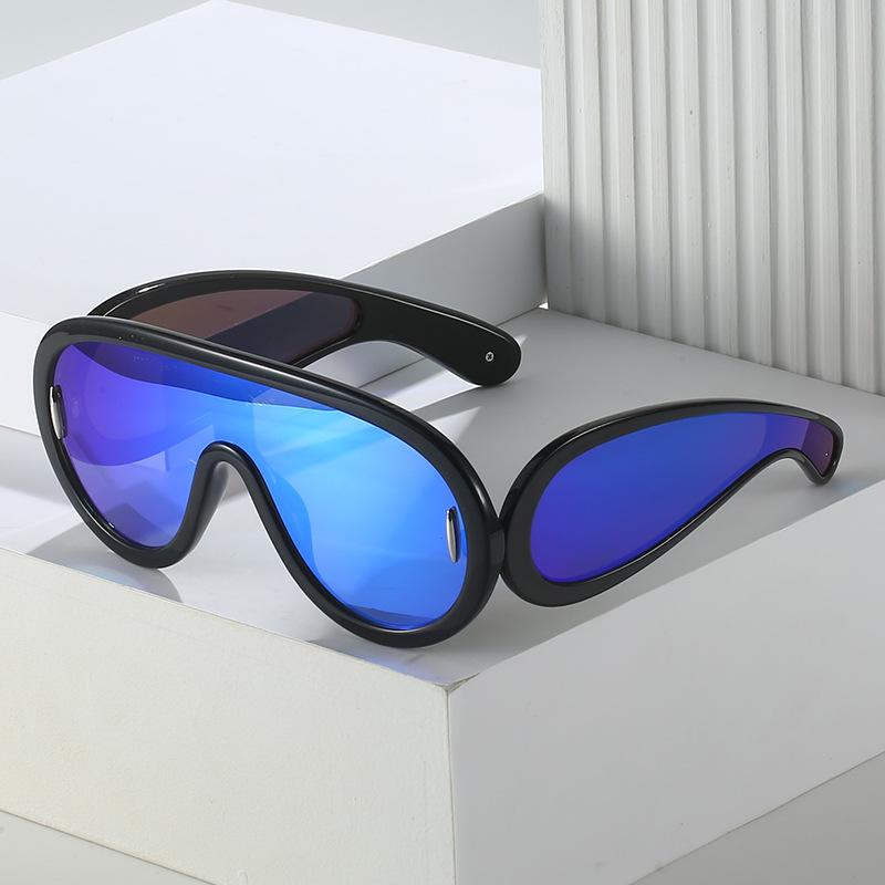 Fashion Futuristic Punk Hip-Hop Oversized One-Piece Sunglasses – Stylish Outdoor UV Protection Shades