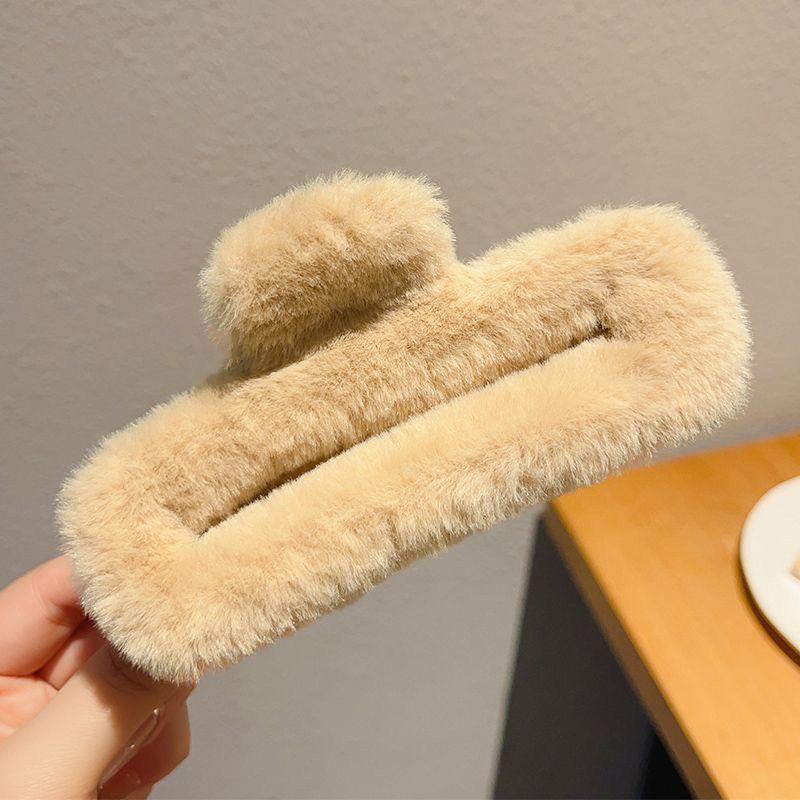 Large Plush Hair Clip: Autumn/Winter Volumizing Shark Clip for Women