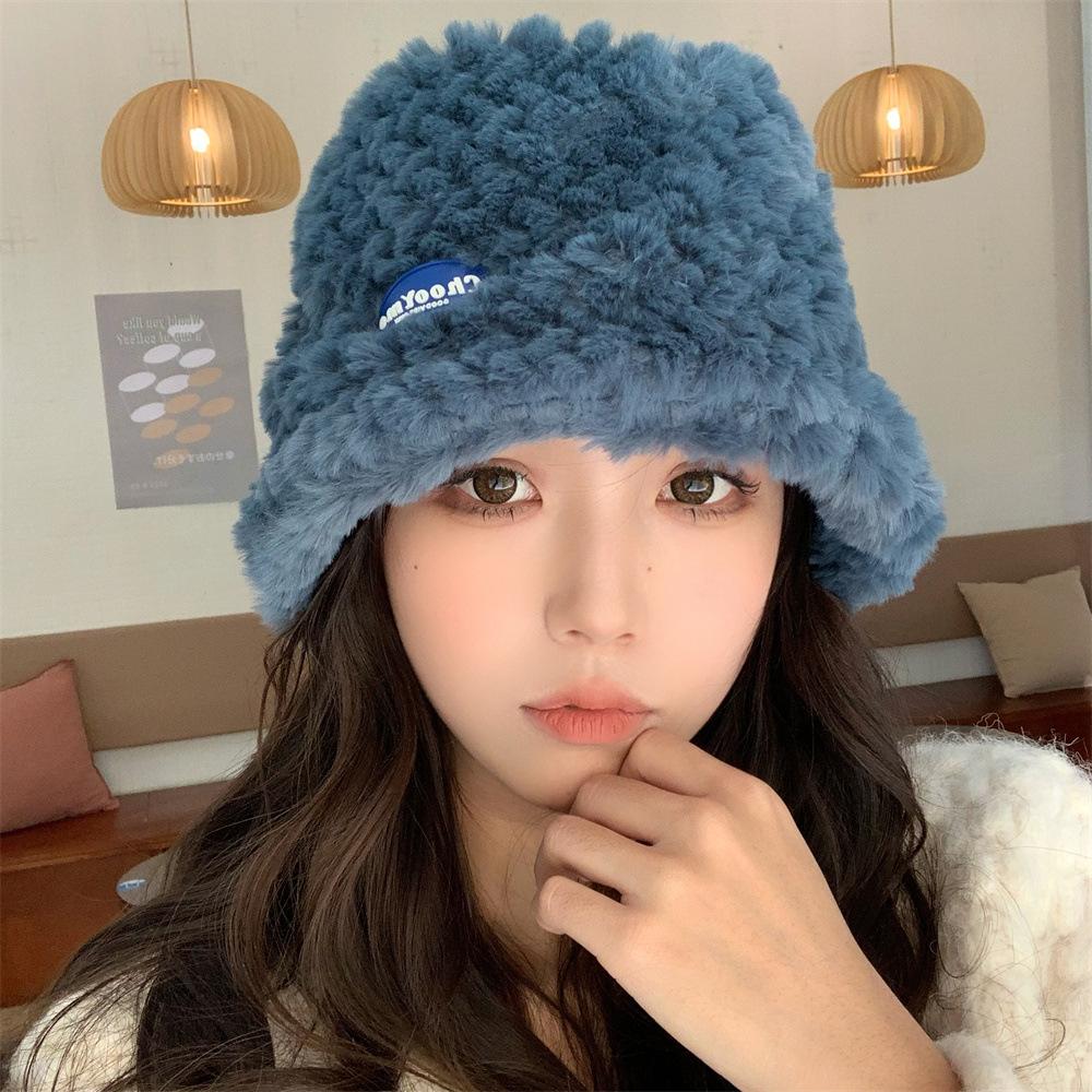 

Small plush bucket hat women s autumn and winter temperament versatile warm ear protection bucket hat tide Adult (56-58cm) білий