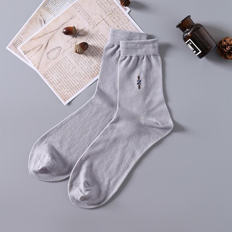 Men's Silk Socks for Healthy Foot Care - Ideal for Spring, Summer, and Autumn