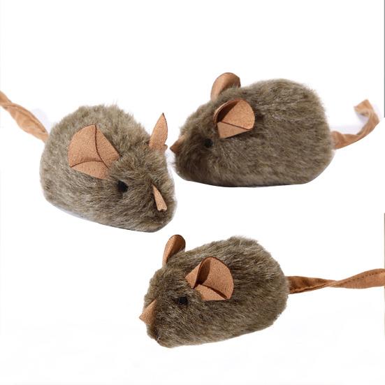 Cat Toy Plush Mouse Stimulates Natural Hunting Instinct Cat Stimulation Toy with Interactive Pull Activation Soft Furry Pet Toy