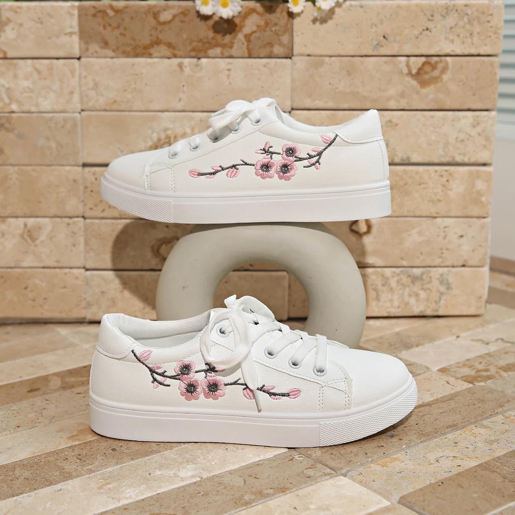 Fashion Women Sneakers Student Casual Knot Designer Summer Floral Pattern Sneakers Embroidered Flat Bottom Low Cut White Shoes for Women