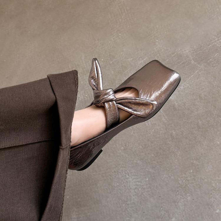 

Bow square head light mouth single shoes women s flat heel silver Mary Jane shoes women s 2025 spring new leather shoes 39