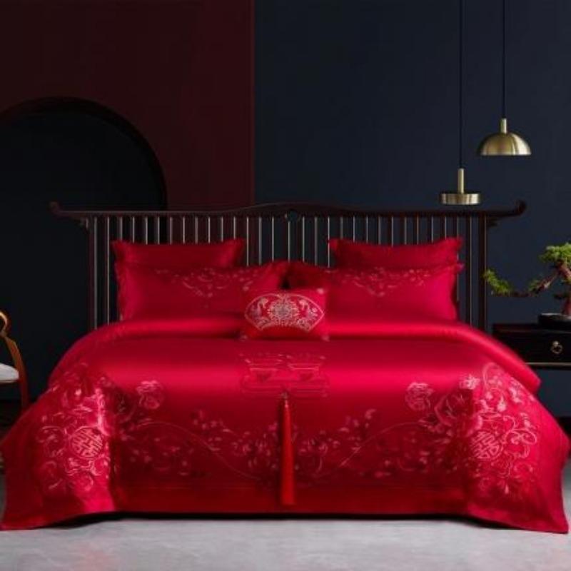 New Chinese style big red embroidery wedding quilt cover polished wedding room bedding wedding four-piece multi-piece set