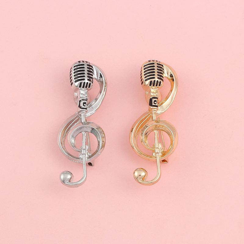Broches en forme de note de musique avec microphone, couleur or et argent, badge spécial
